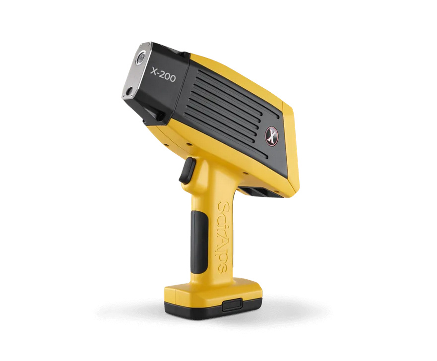 XRF-analysaattori